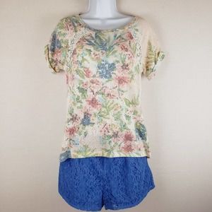 New Directions Weekend Floral Lace Top Size Medium